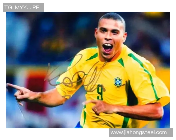 中场足球球星全名揭秘及其职业生涯与贡献分析