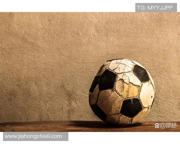 热血绿茵巨星专属球鞋炫酷壁纸点燃你的足球梦想激情 热血绿茵巨星专属球鞋炫酷壁纸点燃你的足球梦想激情